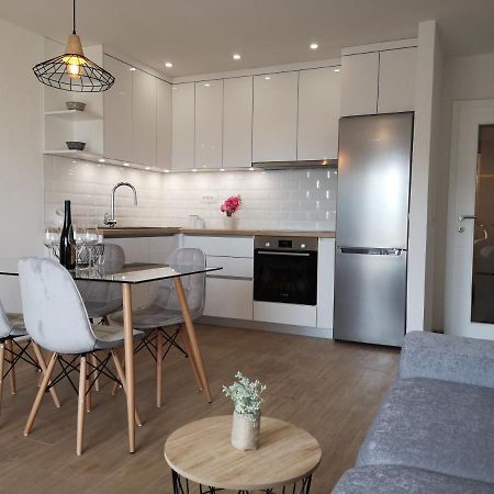 Apartment Joy Макарска Екстериор снимка